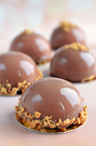 Kinder Maxi King mousse torta készítése házilag - recept