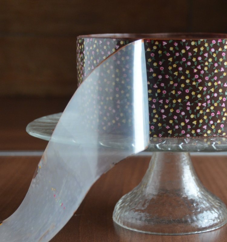 Transzferfólia használata - csokiköpeny, csokigallér készítése mintás csokoládéval