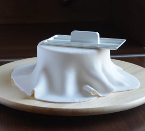 Fondant, marcipán tortára simítása