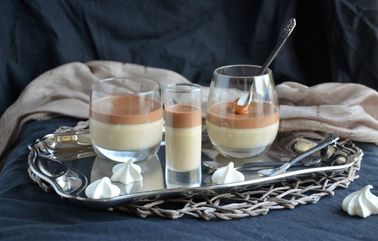 Kávémousse csokoládéval és sós karamellel, pohárban