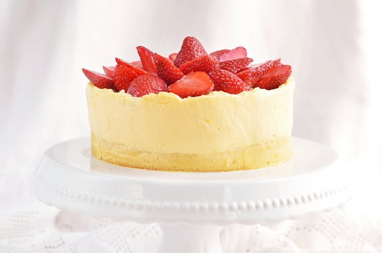 citromkrémes blondie torta eperrel - recept