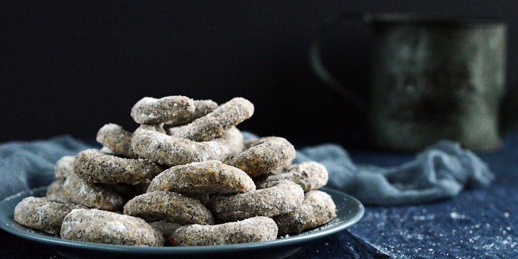 Mákos vaníliás kifli recept karácsonyra