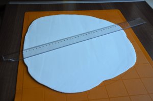 Fondant, marcipán nyújtása