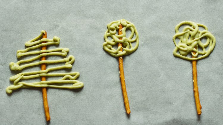 fa készítése fehér csokiból