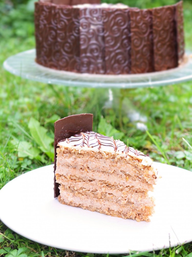 eszterházy torta recept házilag, esterházy torta készítése egyszerűen