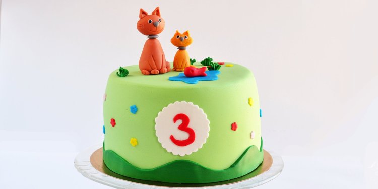 Cicás torta egyszerűen házilag - fondant cica figura készítése