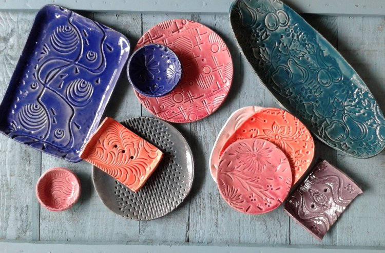 Apacuka Ceramics random agyagozás workshop