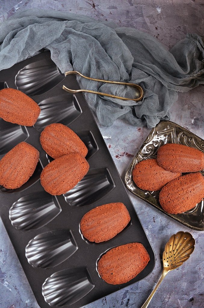 cukkinis csokis madeleine recept - francia kagyló alakú süti készítése