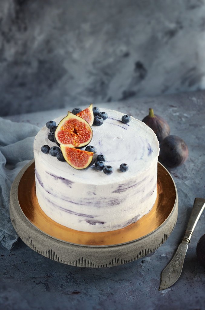 sós karamelles-kókuszos vegán csokitorta recept fügével