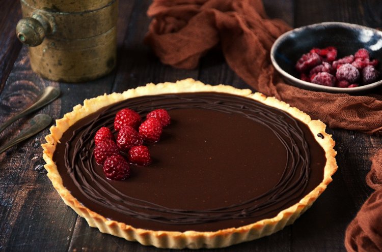Málnás-csokis tart recept - málna-csokoládé pite készítése