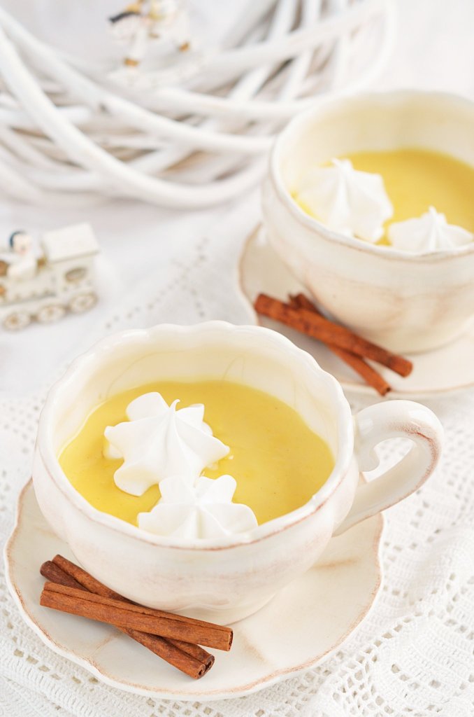 Karácsonyi mézes borleves recept mézeskalácsos, narancsos ízesítéssel