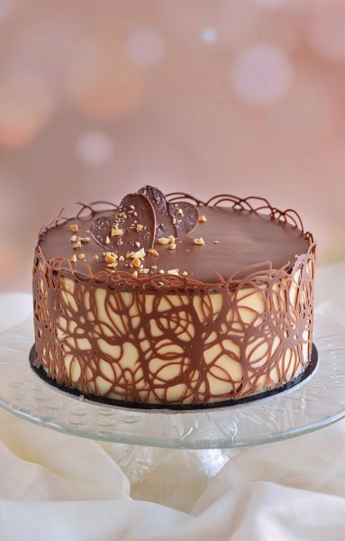 Kinder Maxi King mousse torta készítése házilag - recept