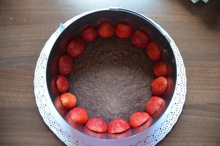 Fehércsoki torta eperrel - namelaka technikával