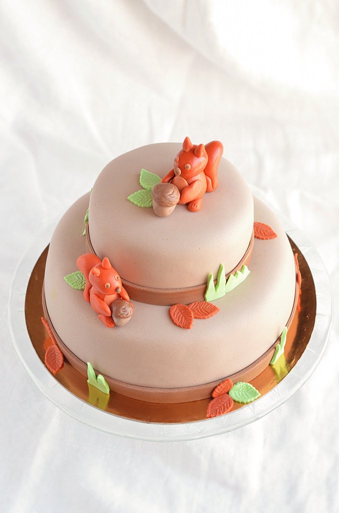 emeletes mókus torta készítése útmutató - mogyorókrémes torta recept