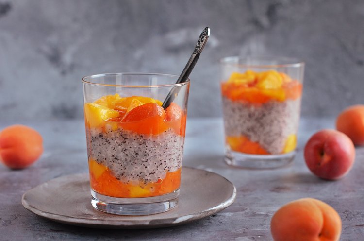 vegán gluténmentes cukormentes mákos tápiókapuding recept barackkal