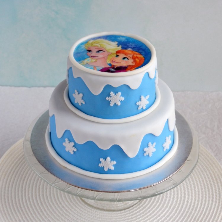 Jégvarázs emeletes torta tortaostyával