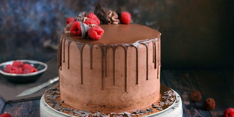 csurgatott csokitorta recept