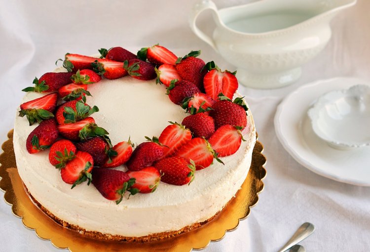 Cukormentes epres túrótorta recept sütés nélkül - eritrittel és steviával