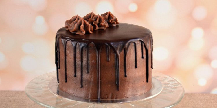 Nutellás torta csurgatva