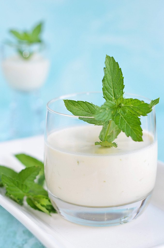 mojito panna cotta recept - mentás-zöldcitromos pohárkrém