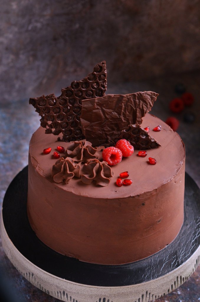 vegán csokitorta recept erdei gyümölcs pudinggal