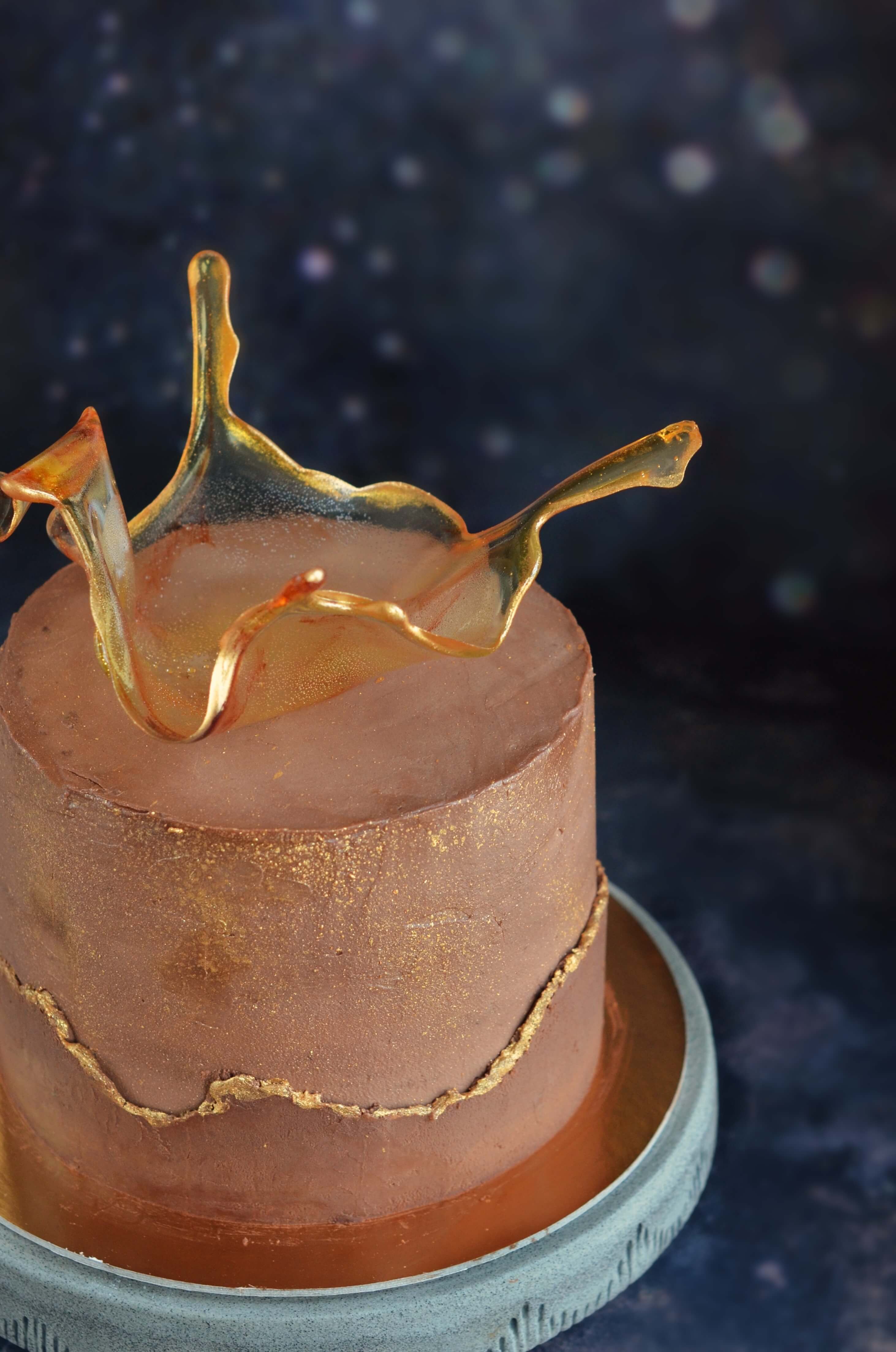 fault line torta készítése - izomalt vitorla házilag - csokis erdei gyümölcs torta recept