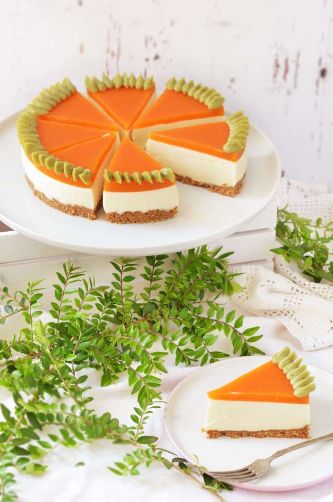 sárgabarackos -pisztáciás panna cotta torta - húsvéti álrépatorta