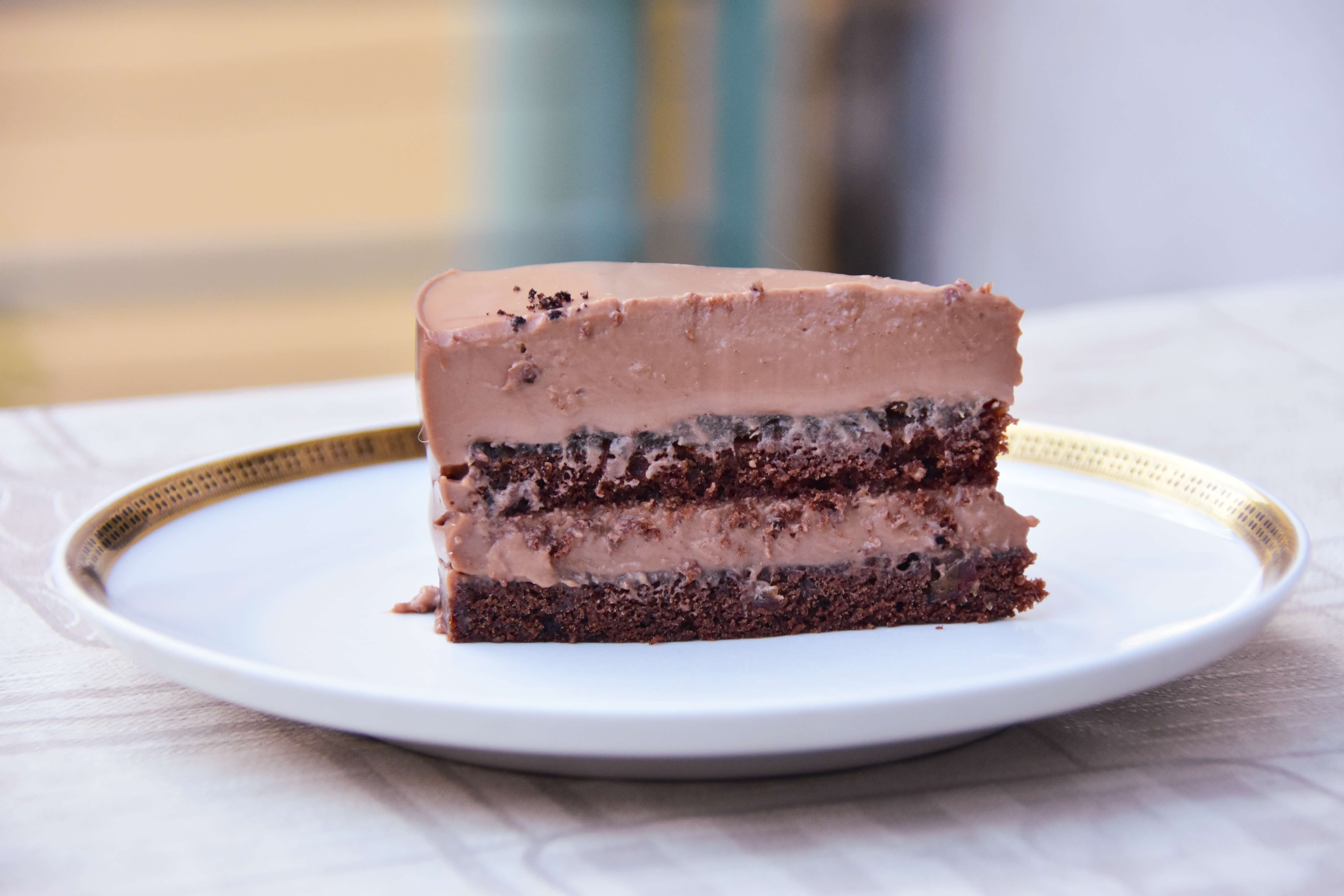 Fahéjas szilvás csokis namelaka torta recept