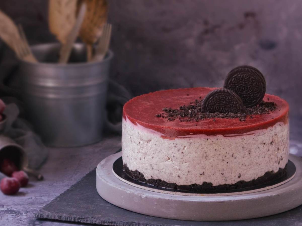 Meggyes-Oreos sajttorta sütés&nbsp;nélkül