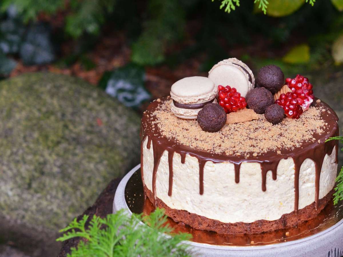 Spekulatius sajttorta málnával és Spekulatius kekszmacaronokkal